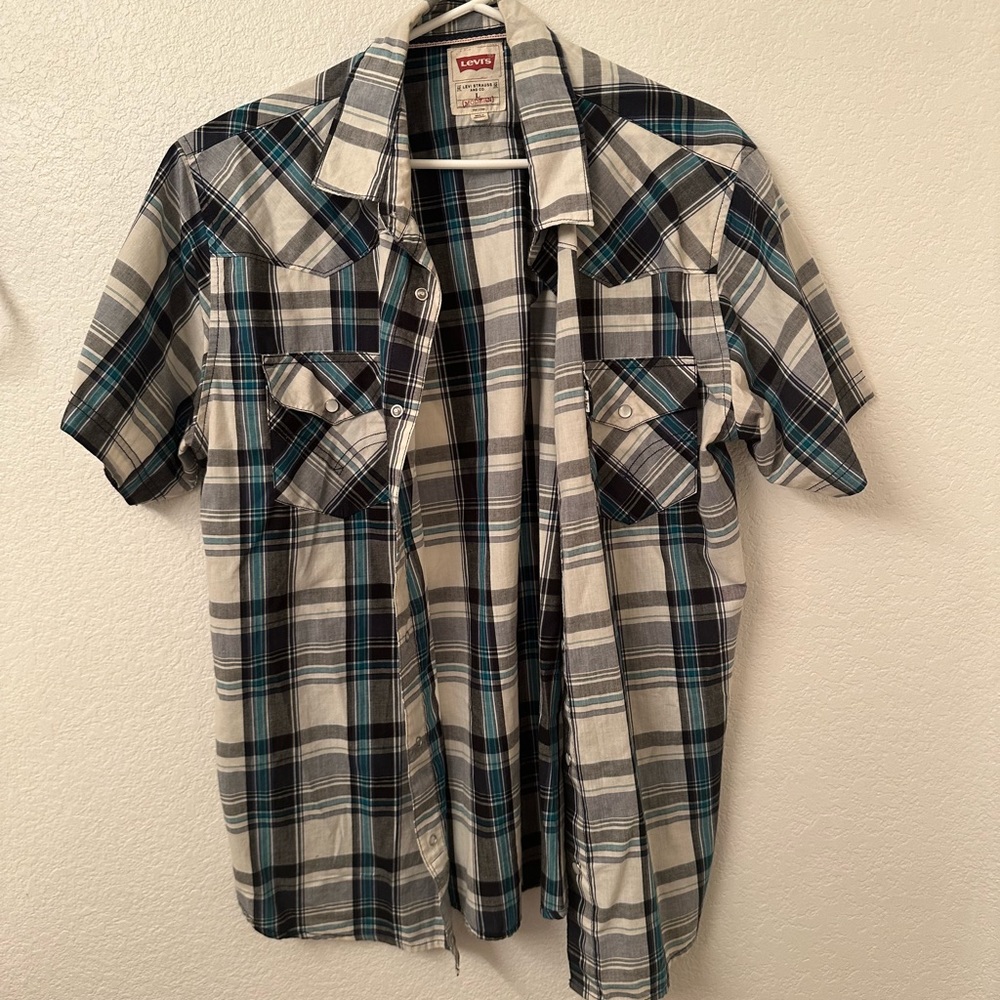 Levi’s Short Sleeve Button Up